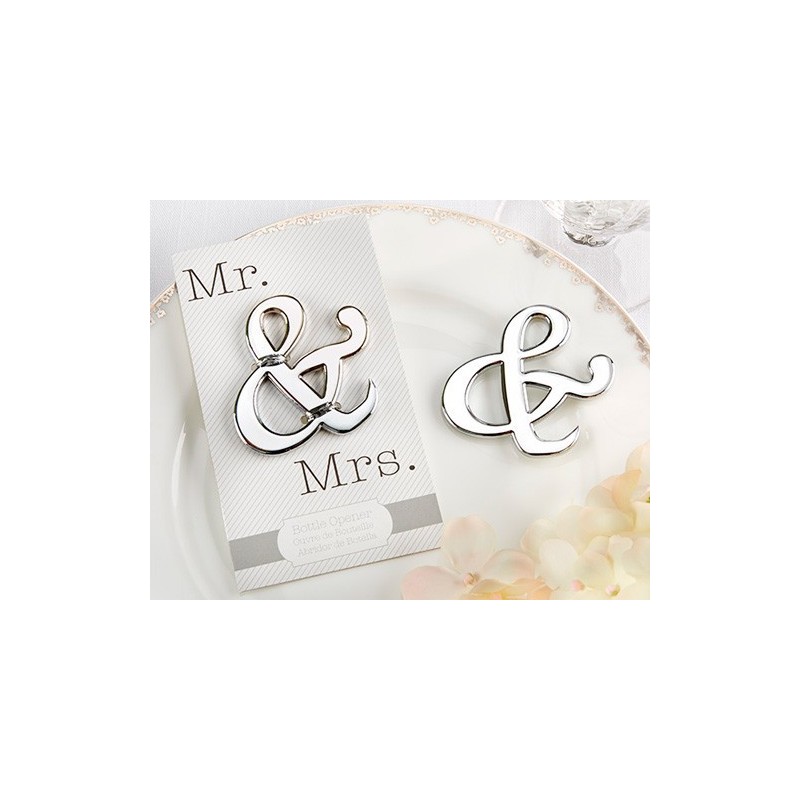 ABREBOTELLAS "SYMBOL UNION &" EN SOBRE REGALO