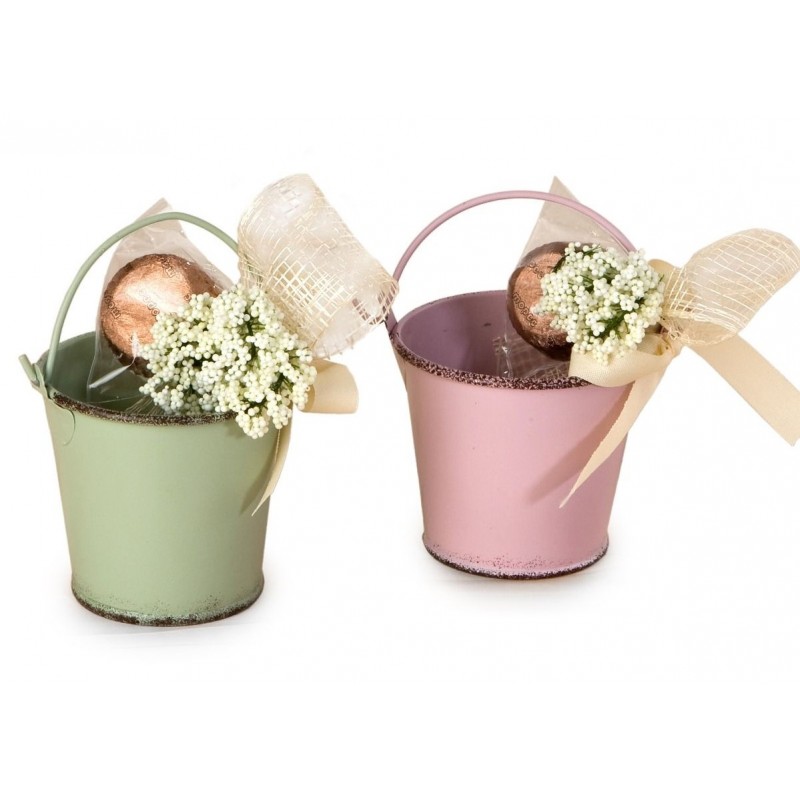 CUBO METÁLICO CON FLOR Y BOMBÓN