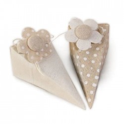 CAJA PIRÁMIDE CON PINZA...