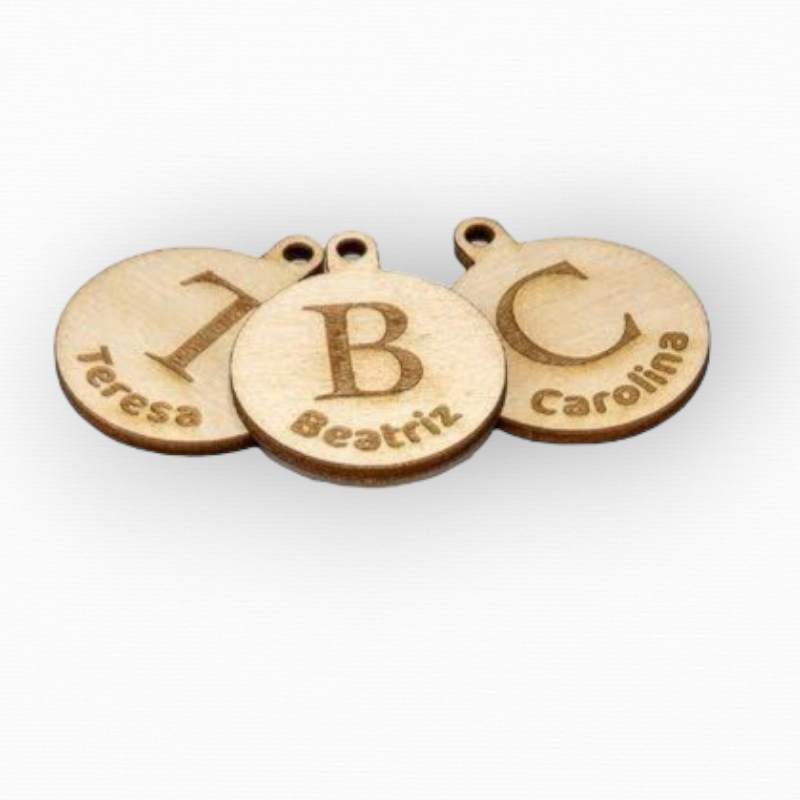 COLGANTE MADERA PERSONALIZADO 3CM.