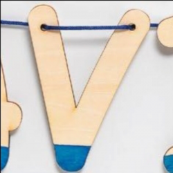 LETRA MADERA SILUETA PARA GUIRNALDA NOMBRE PERSONALIZADO PINTADA AZUL