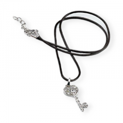 COLGANTE LLAVE BRILLANTE...