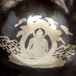 CUENCO OSCURO "SHAKYAMUNI" 21 CM.