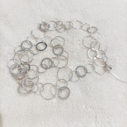 COLLAR LARGO AROS DE PLATA