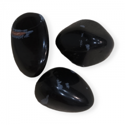 RODADO OBSIDIANA NEVADA 3-3,4CM.