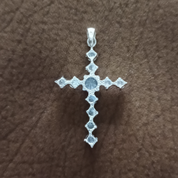 COLGANTE CRUZ DE PLATA CON CIRCONITAS