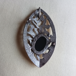 BROCHE - COLGANTE PIEDRA NEGRA