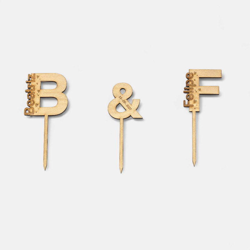 DECO PARA TARTA INICIALES DE MADERA PERSONALIZADAS NOMBRES Y FECHA